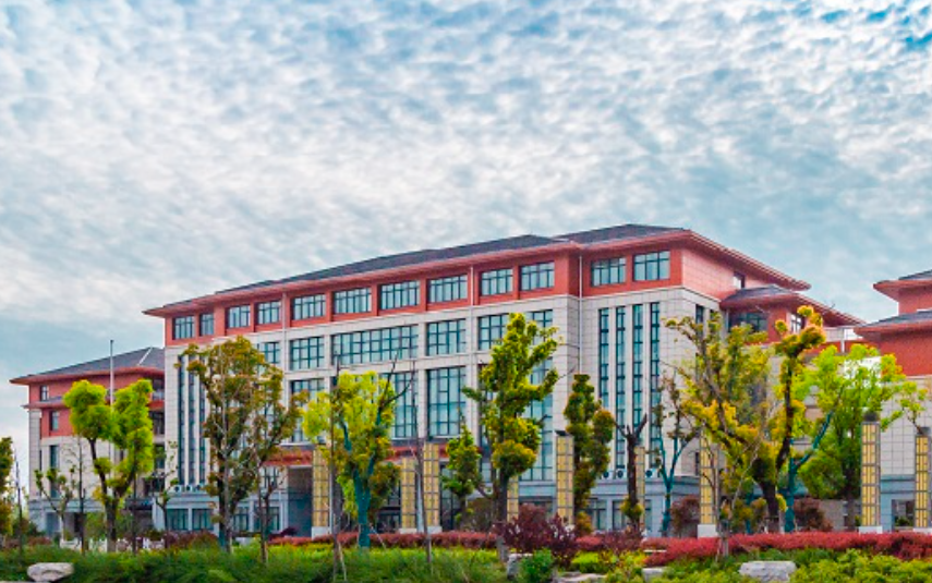 揚(yáng)州大學(xué)廣陵學(xué)院教室空調(diào)智能管理系統(tǒng)上線