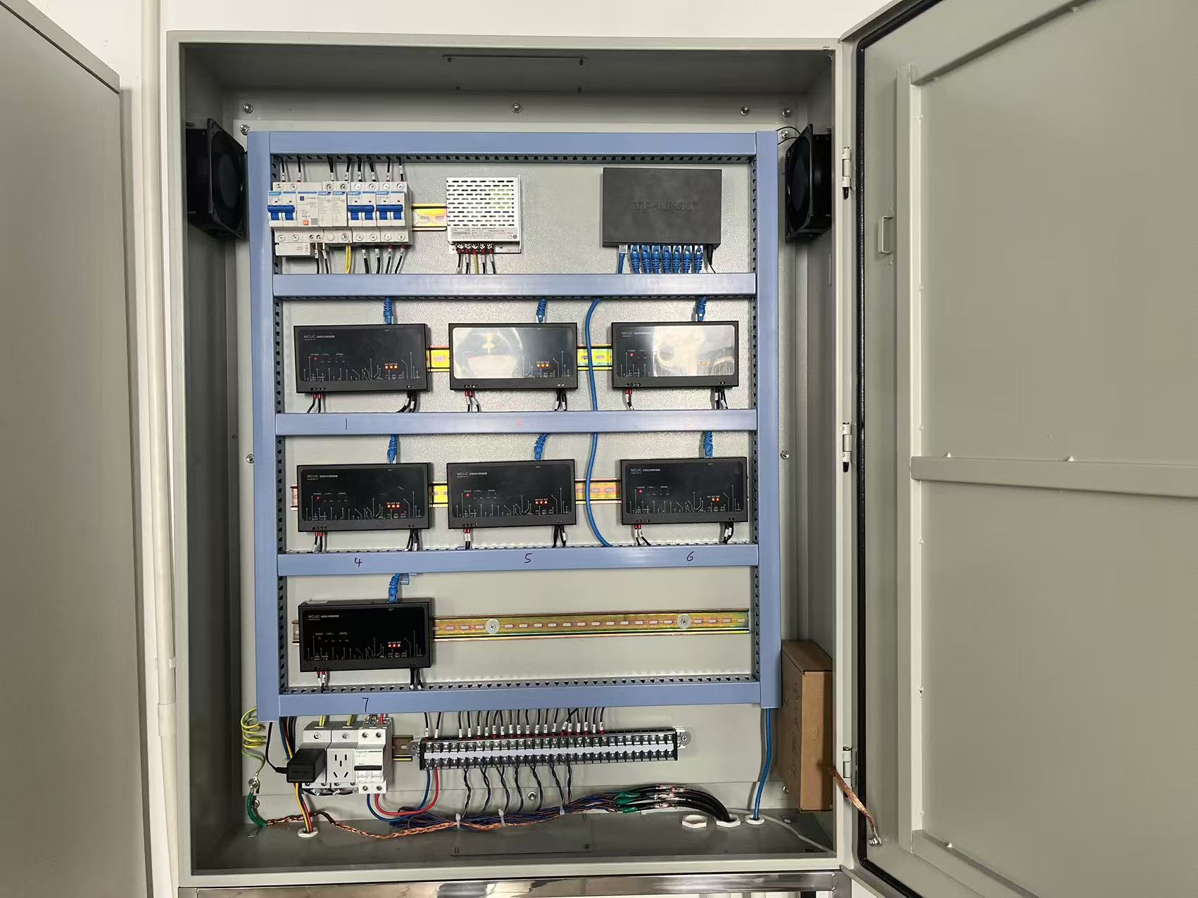 空調(diào)控制器-廣州派谷電子助力打造綠色智慧醫(yī)療環(huán)境